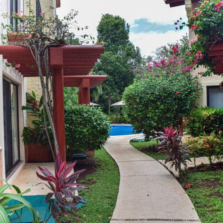 Villa Familiar en exclusivo condominio playacar - Three-Bedroom Villa - 28