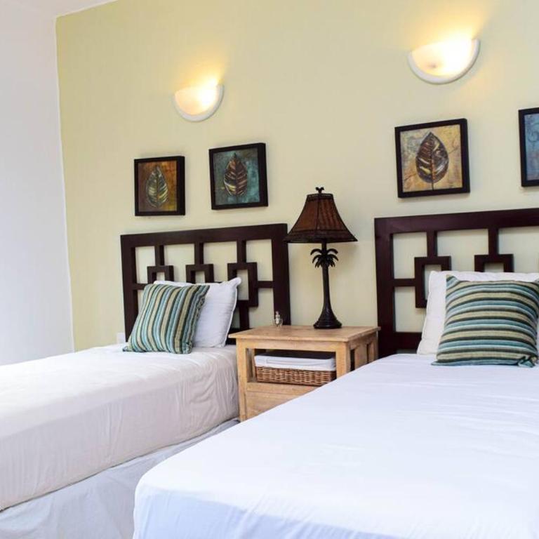 Villa Familiar en exclusivo condominio playacar - Three-Bedroom Villa - 30