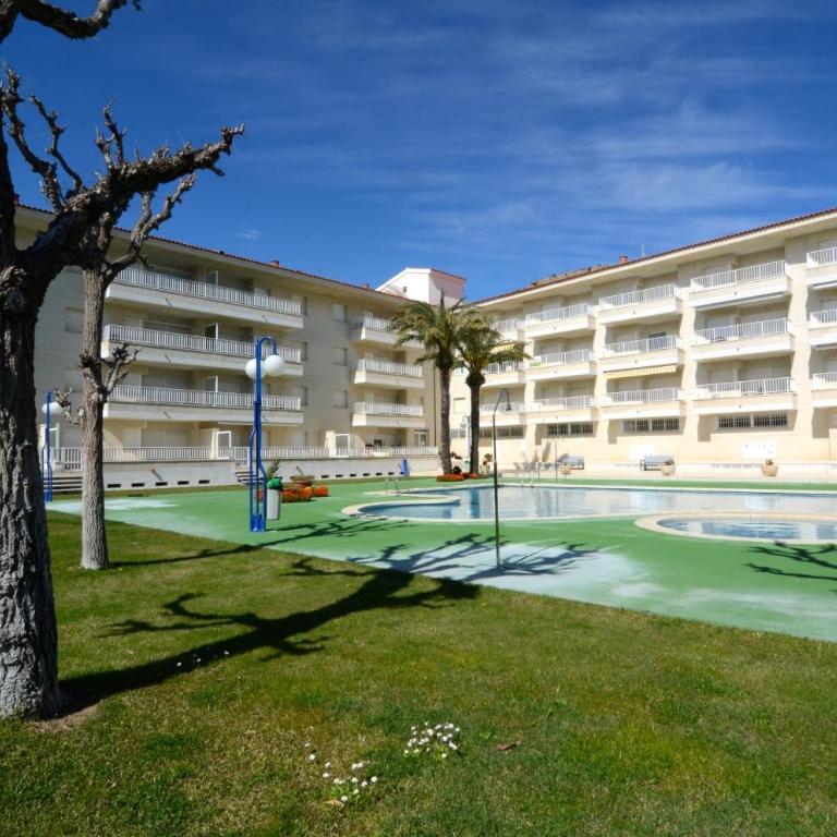 BLAUMAR B-21 - Three-Bedroom Apartment - 2