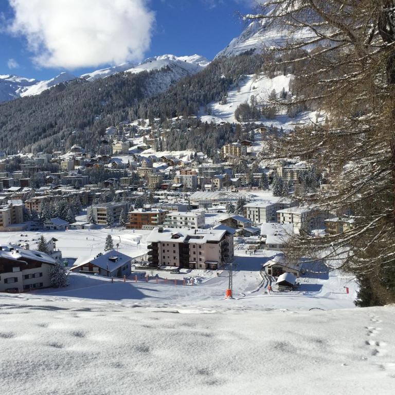 Ferienwohnung Bünda Residenz - Apartment mit 3 Schlafzimmern - 17