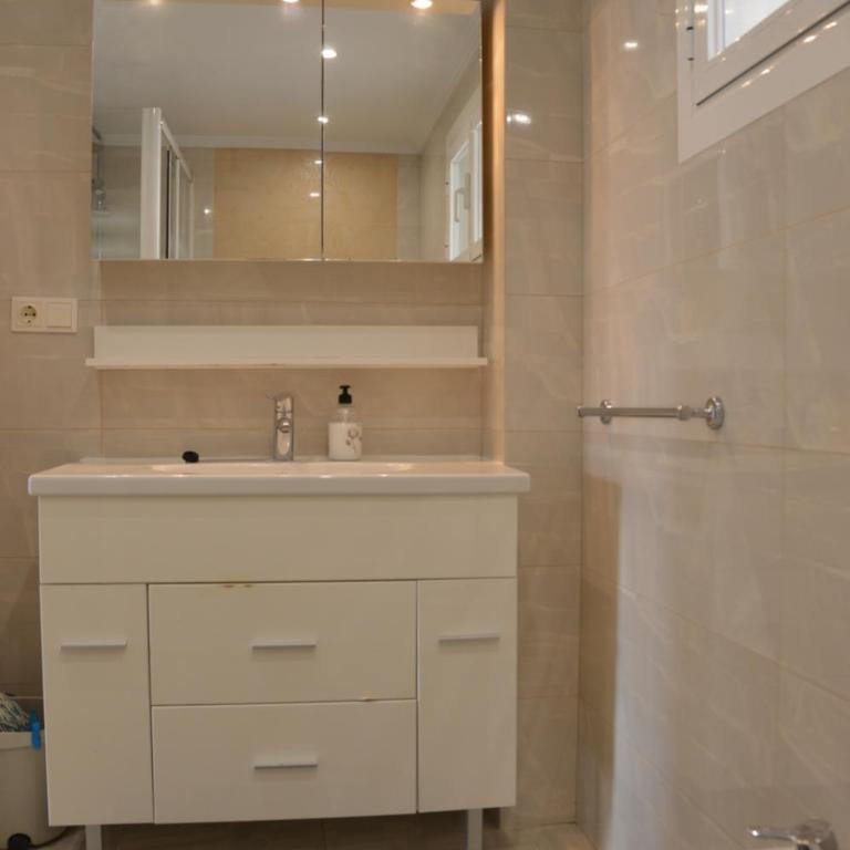 BLUE&GREY OCA Holidays apts - One-Bedroom Apartment - 20