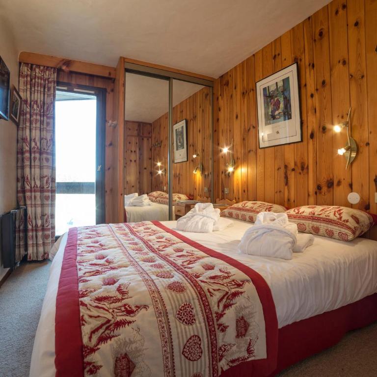 Courchevel 1850 : 3 pièces ski-aux-pieds, parking, wifi inclus - Appartement 2 Chambres - 3