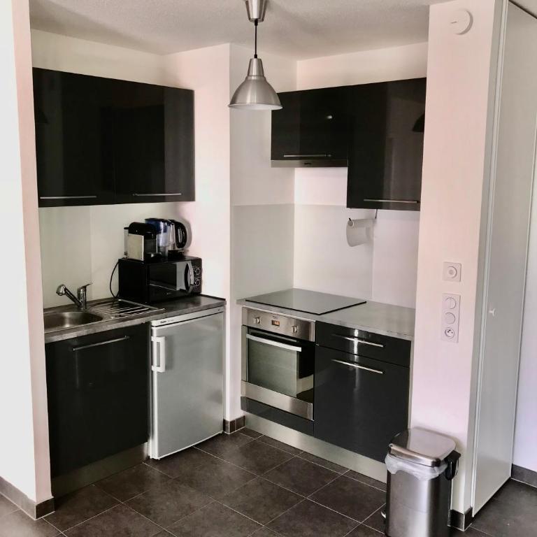 LeT2 Appartement Moderne avec Terrasse et Parking - Apartamento con terraza - 4