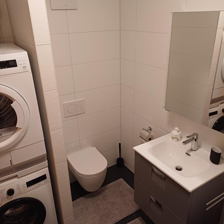 Spacieux appart - 2 chambres à coucher incl Jacuzzi Privé - Apartamento de 2 dormitorios - 23