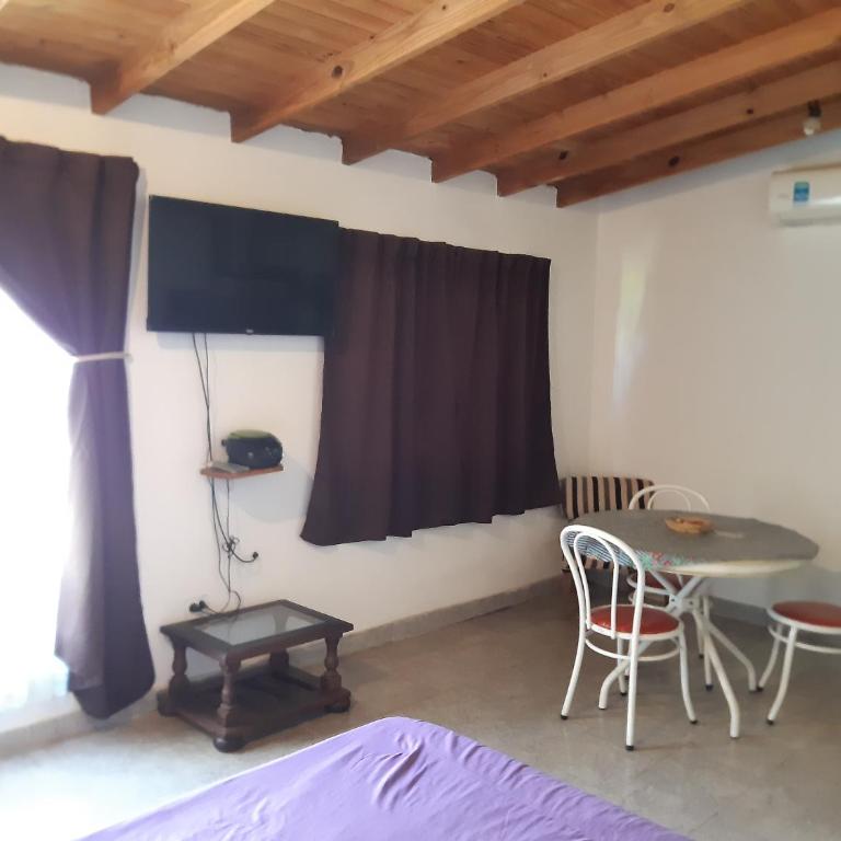 Alquileres en san miguel del monte - Casa - 8