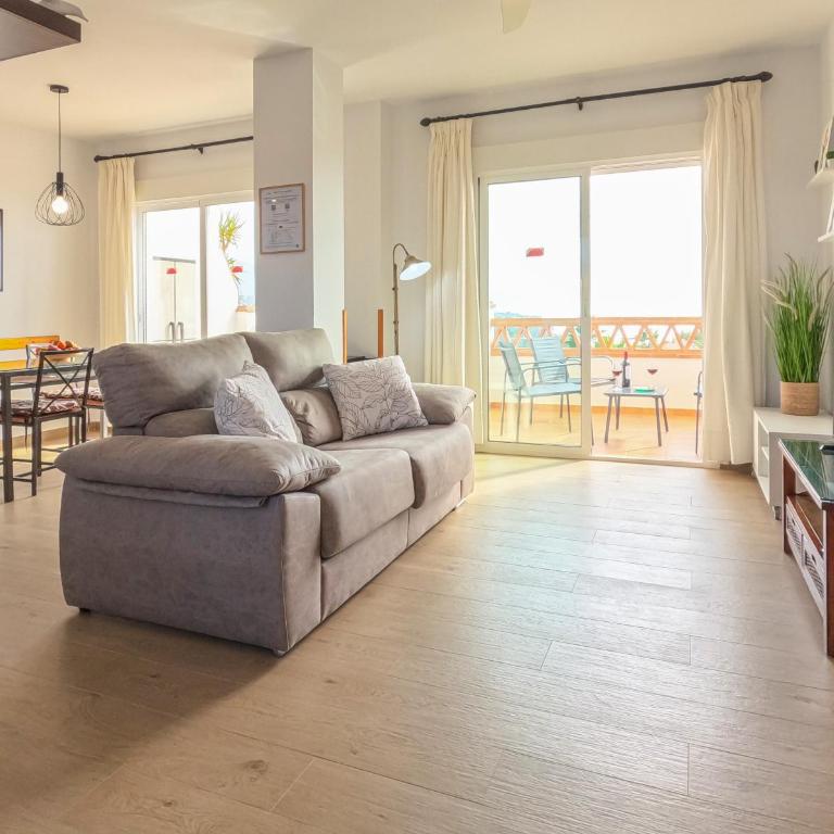 Apartamentos Chimenea - Apartamento con vistas al mar - 4