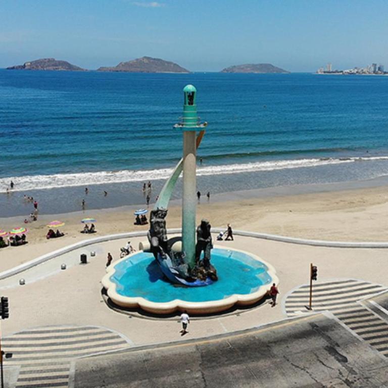 Malecon Departamento - Brisas del Pacifico - Vuelta Playas - Three-Bedroom Apartment - 13
