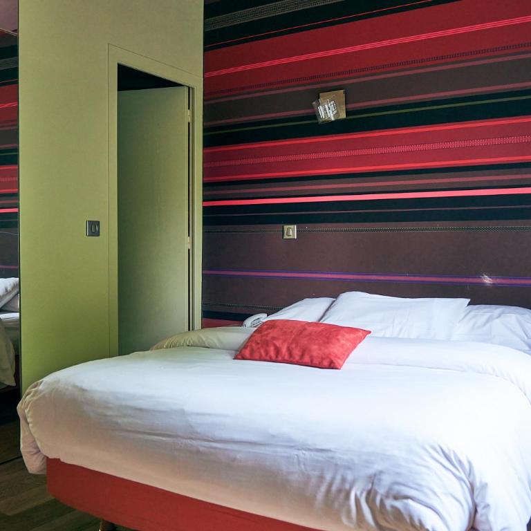 Le Vert Galant - Auberge Etchegorry - Chambre Double Standard - 2
