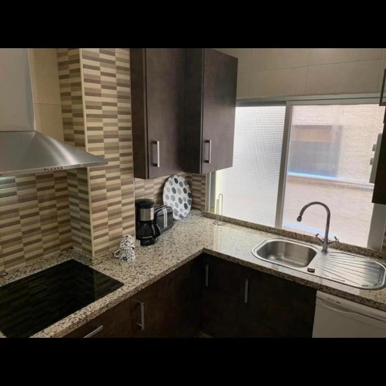 Cozy Apartment in Fuengirola! Bästa läge - Apartamento de 1 dormitorio - 4