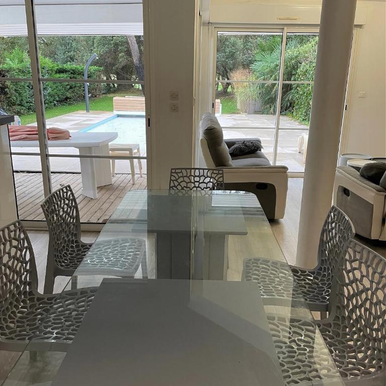 Villa with swimming pool 500 m from the beach - Maison de Vacances - 12