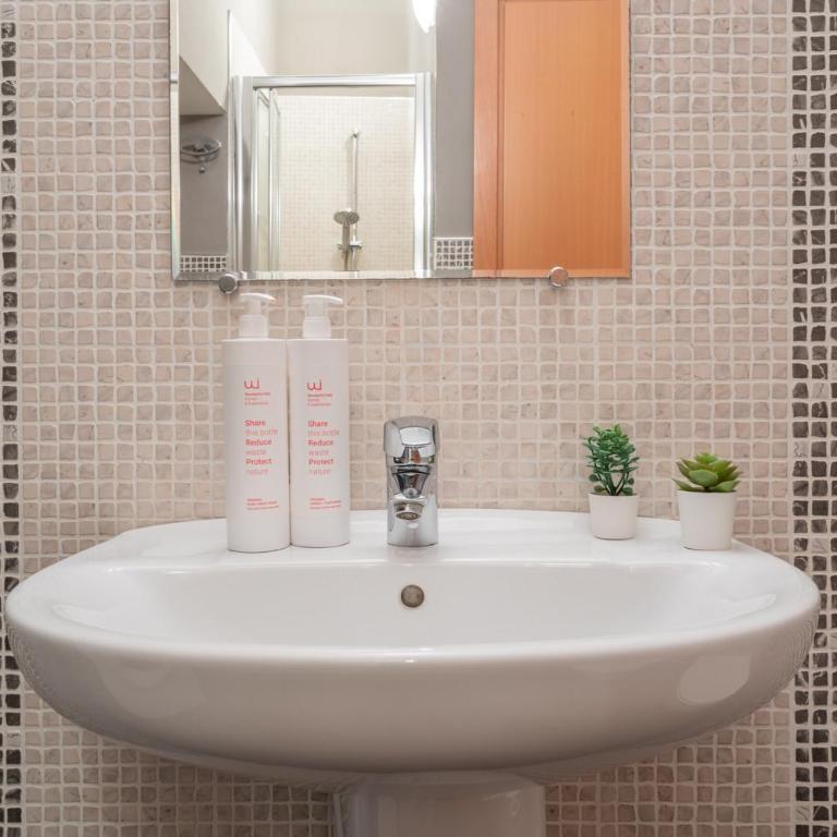 Sui tetti di Torino by Wonderful Italy - Apartment - 15