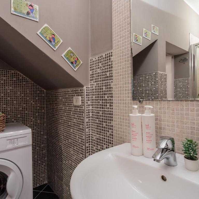 Sui tetti di Torino by Wonderful Italy - Apartment - 17