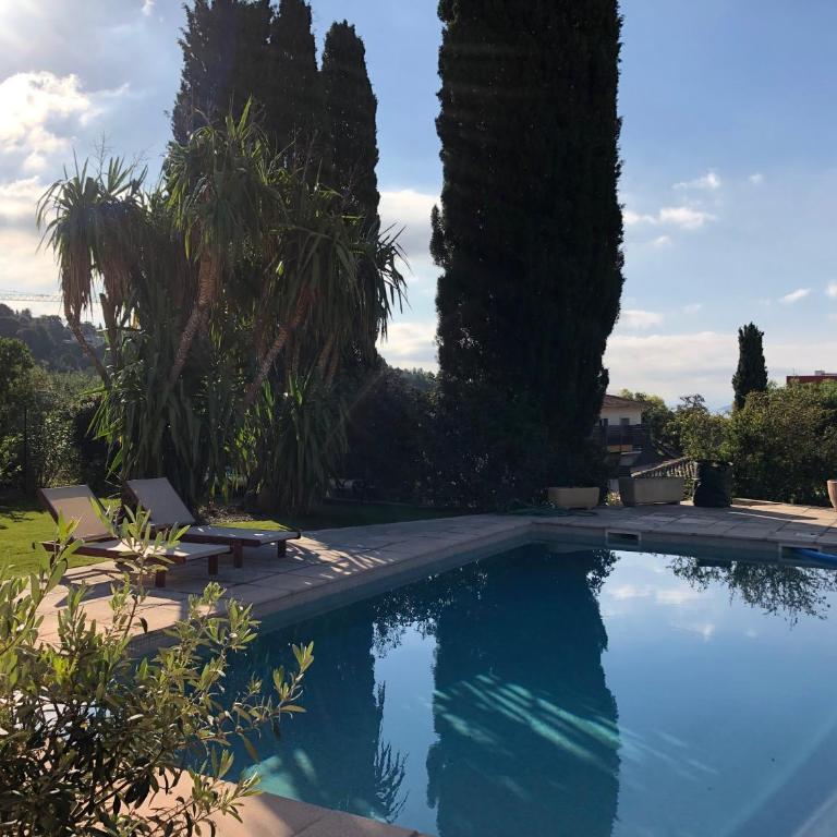 VILLA 4* avec PISCINE dans le bas du village de BORMES les MIMOSAS - Villa Supérieure - 5