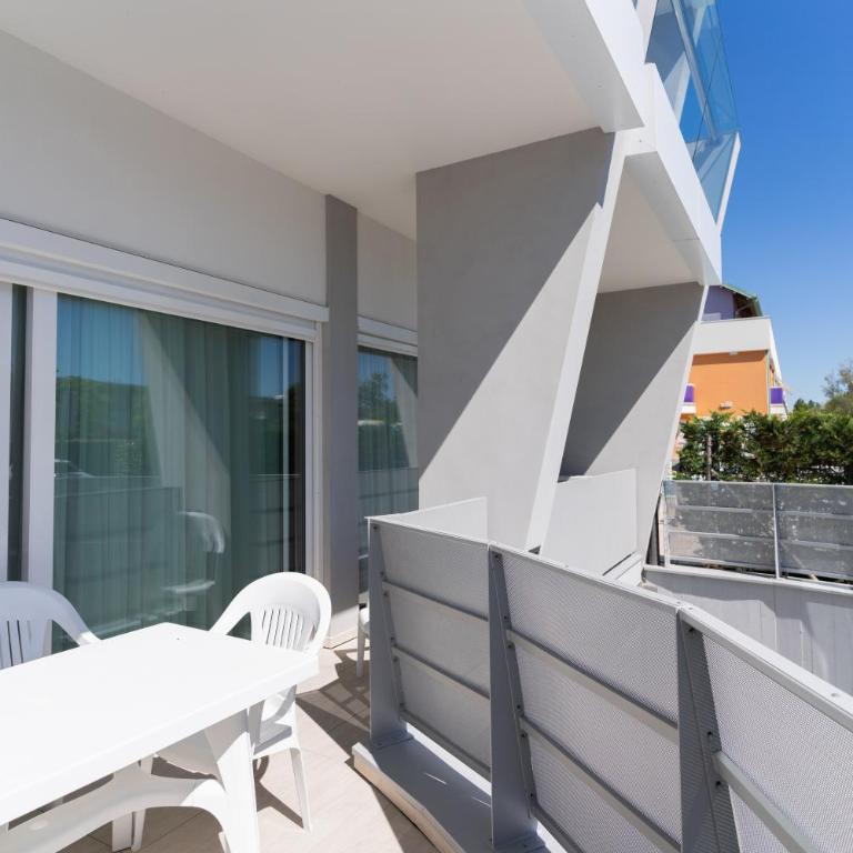 Residenza Turistica Alberghiera Blue Marine - Appartamento con 2 Camere da Letto - 6