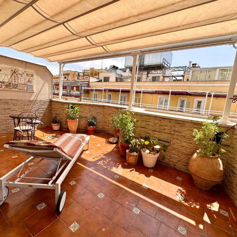 Far Home Gran Vía - Junior Suite with Terrace - 6