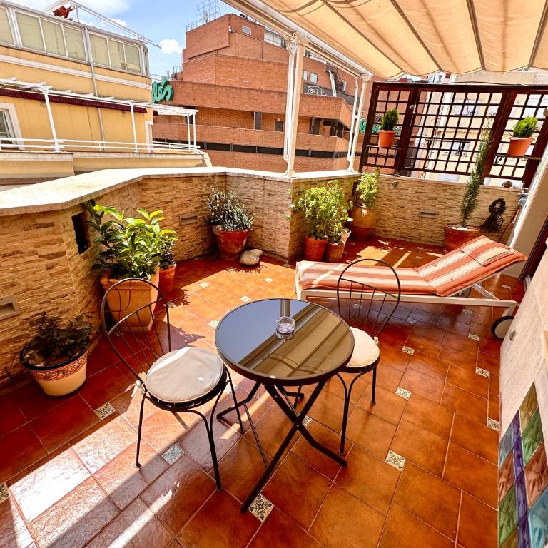 Far Home Gran Vía - Junior Suite with Terrace - 7