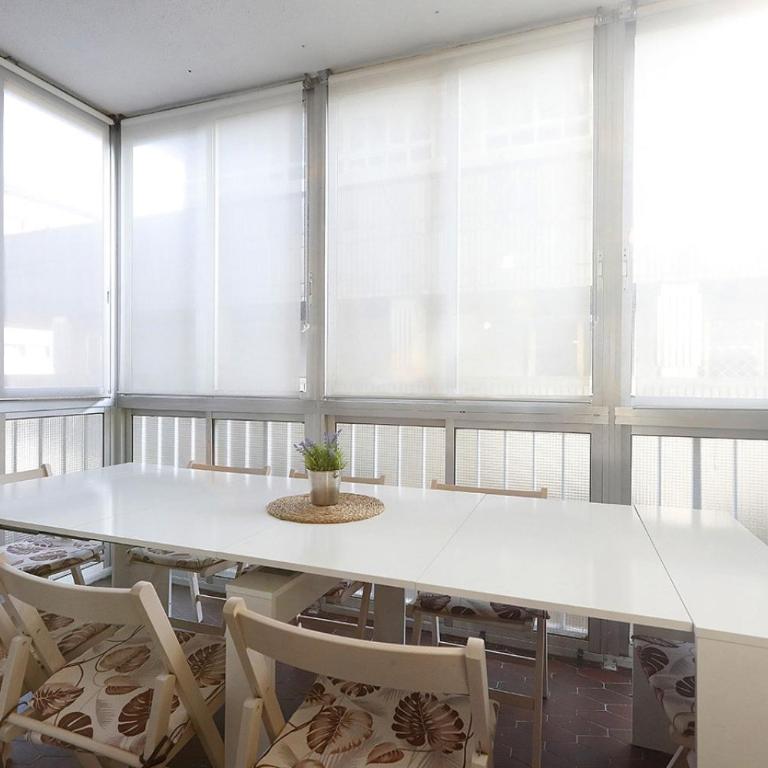 Precioso Piso Céntrico Con Aparcamiento Gratuito - Apartamento - 12