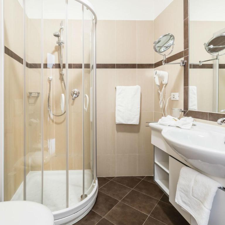 Residenze Mathilda - Habitación Doble Deluxe - 1 o 2 camas - 3