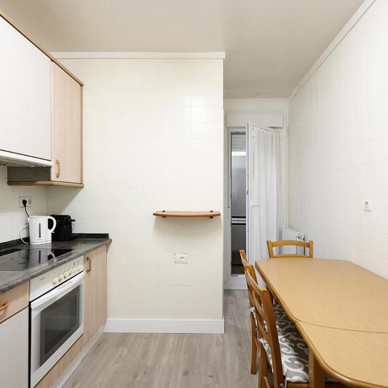 Precioso Piso Céntrico Con Aparcamiento Gratuito - Apartamento - 29