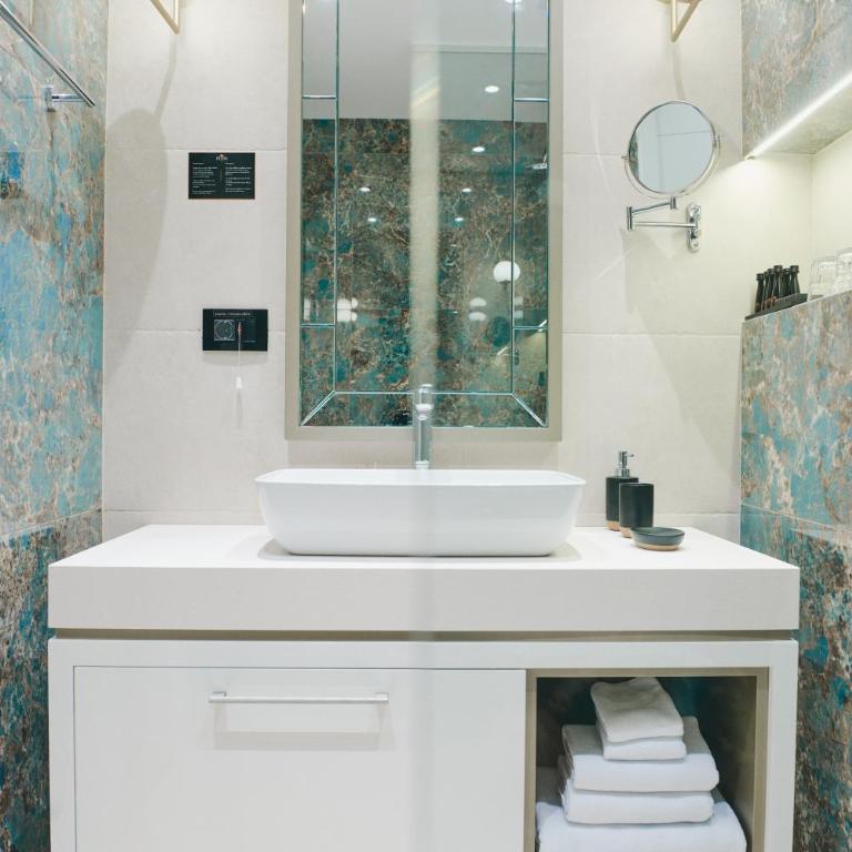 Hotel Pupin Novi Sad - Special Offer - Standard Double Room - Weekend with Dinner for Two - 19