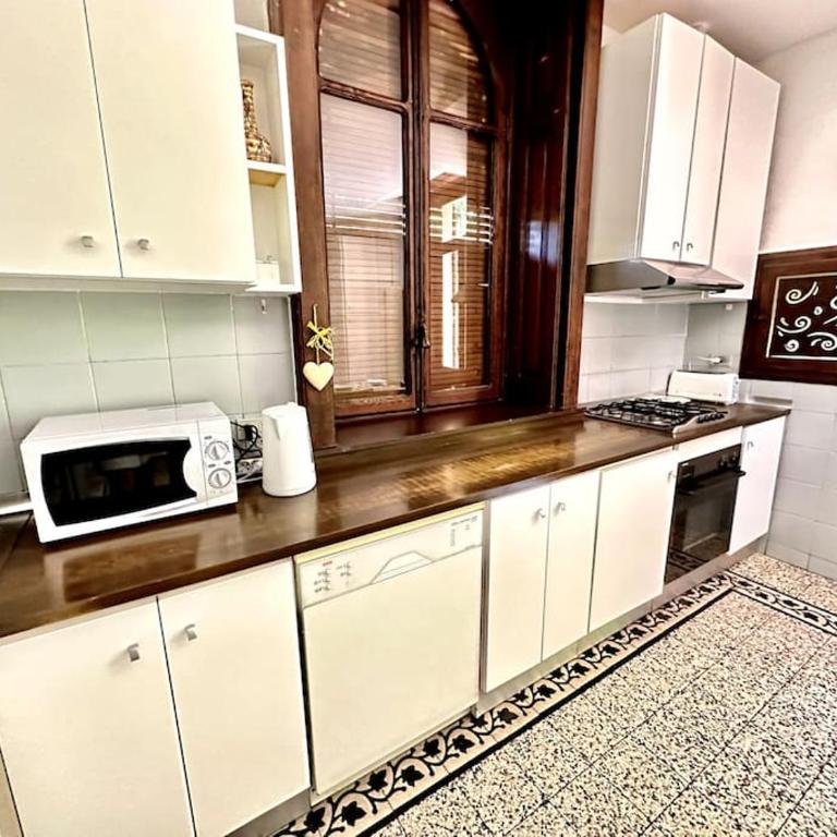 Villa Elisabeth - Three-Bedroom Villa - 38