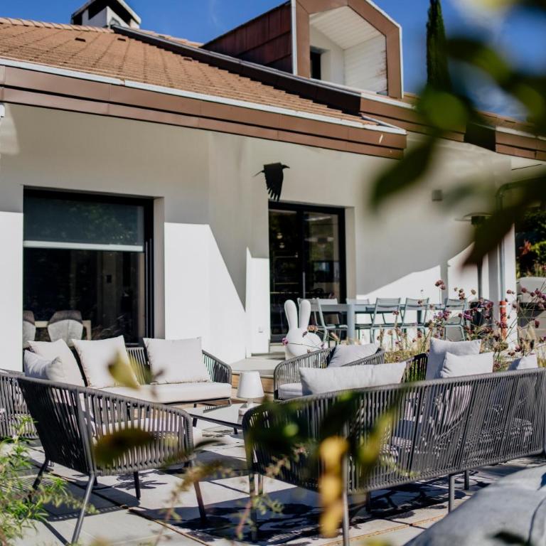 Villa du Pré Vernet - piscine, jardin, climatisation, proche lac - Villa - 36