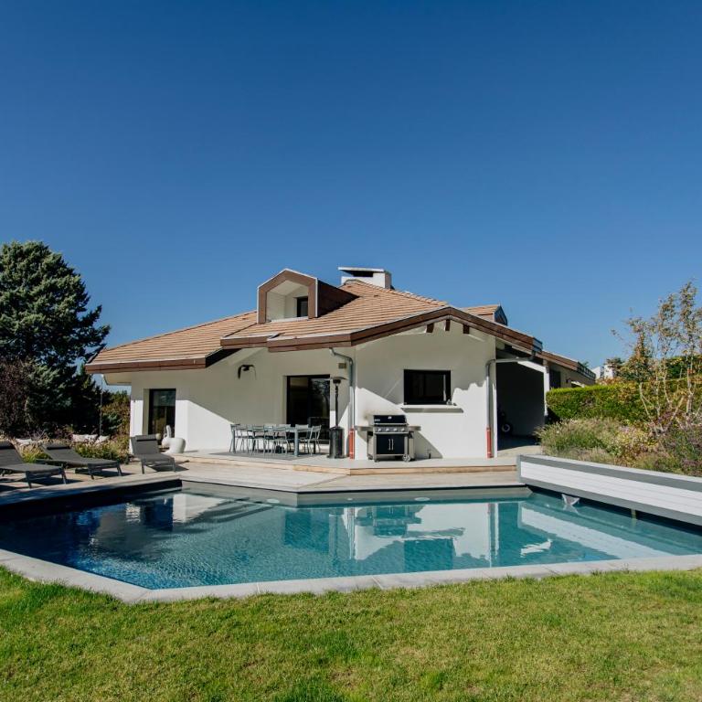 Villa du Pré Vernet - piscine, jardin, climatisation, proche lac - Villa - 2