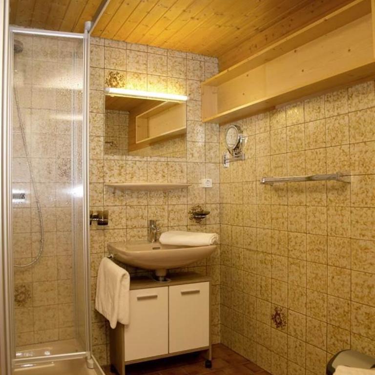 Haus Trantrauas - Apartment mit 2 Schlafzimmern und Dusche - 9