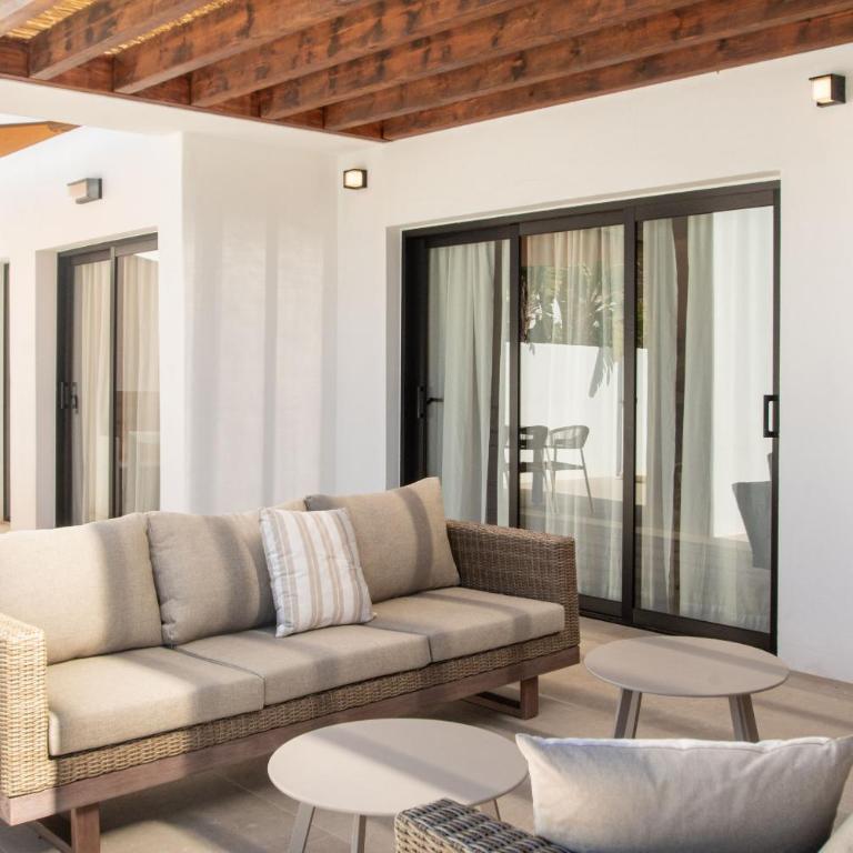 Villa Iris by Villalia - Three-Bedroom Villa - 4