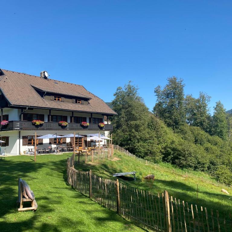 Arriach Apartments - Apartment mit 2 Schlafzimmern und Balkon - 1