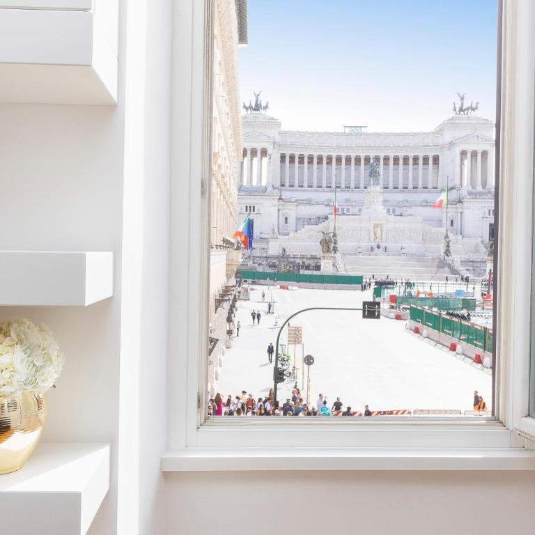 Amazing Vista Piazza Venezia - Appartamento con 1 Camera da Letto - 2