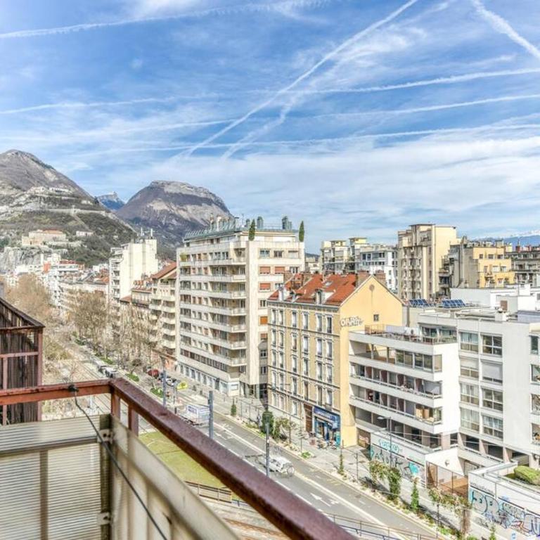 Esprit vintage: lit double, balcon, wifi, équipé+ - Appartement 1 Chambre - 8