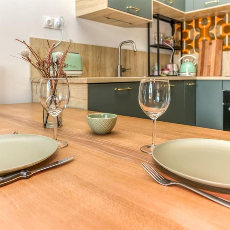 Esprit vintage: lit double, balcon, wifi, équipé+ - Appartement 1 Chambre - 31