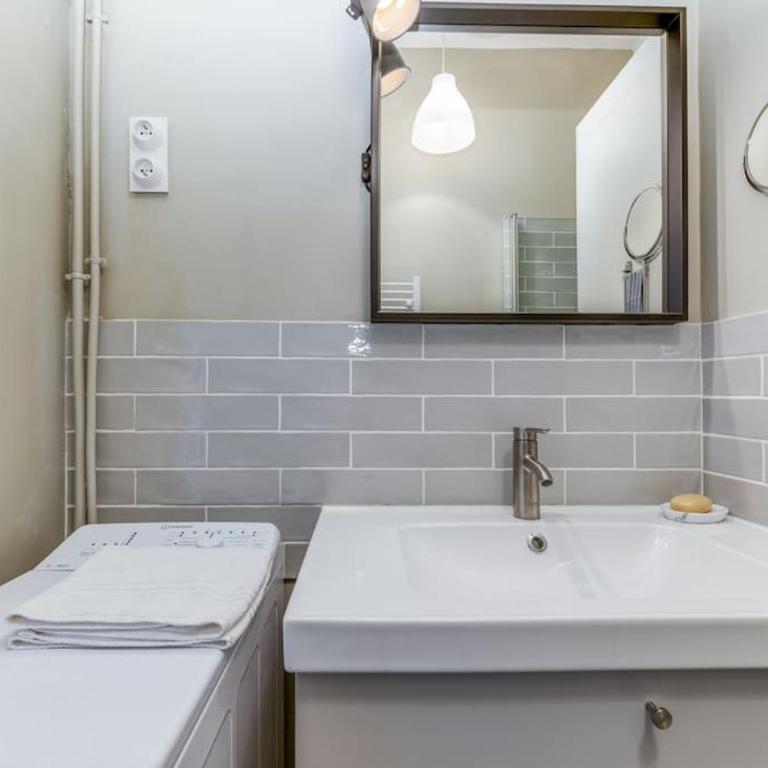 Esprit vintage: lit double, balcon, wifi, équipé+ - Appartement 1 Chambre - 36
