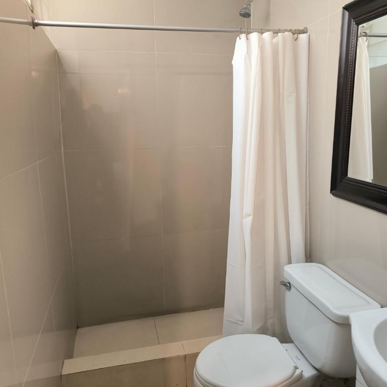 Hostal Europa - Habitación Doble Económica - 3