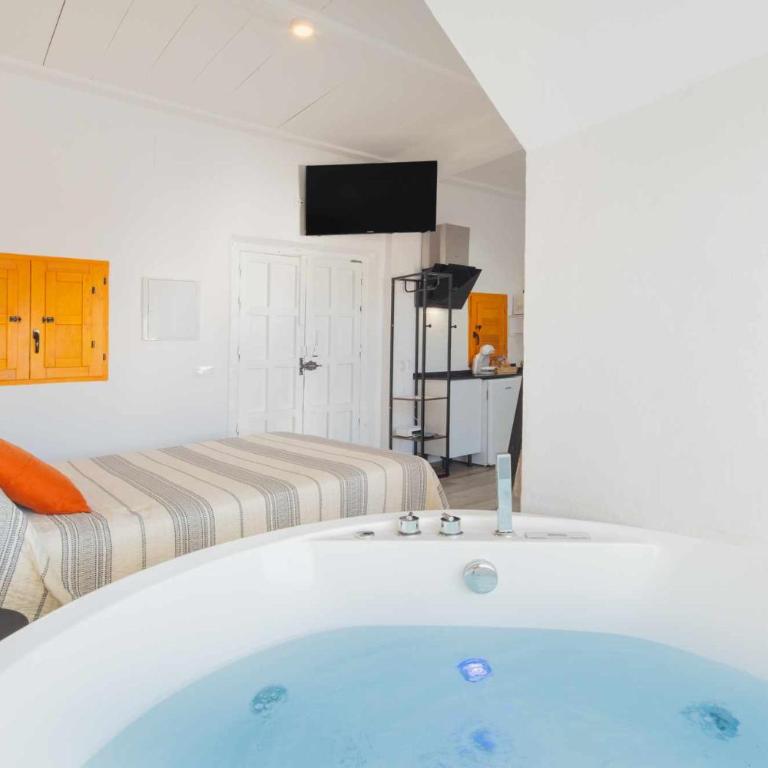 Jacuzzi Amanecer de Plata Decoración Romántica - Apartamento de 1 dormitorio - 9