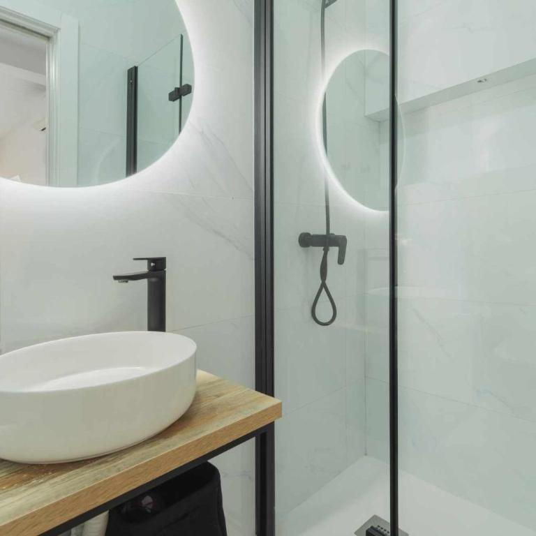 Jacuzzi Amanecer de Plata Decoración Romántica - Apartamento de 1 dormitorio - 20