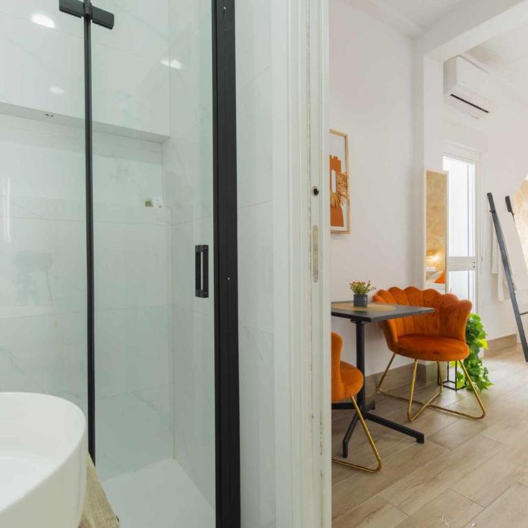 Jacuzzi Amanecer de Plata Decoración Romántica - Apartamento de 1 dormitorio - 19