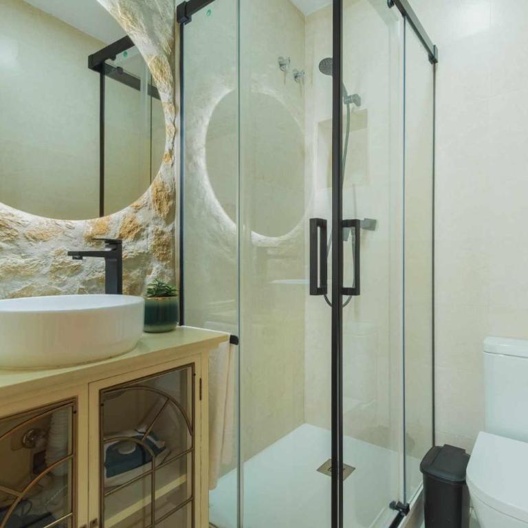 Jacuzzi Amanecer de Plata Decoración Romántica - Apartamento de 1 dormitorio - 15