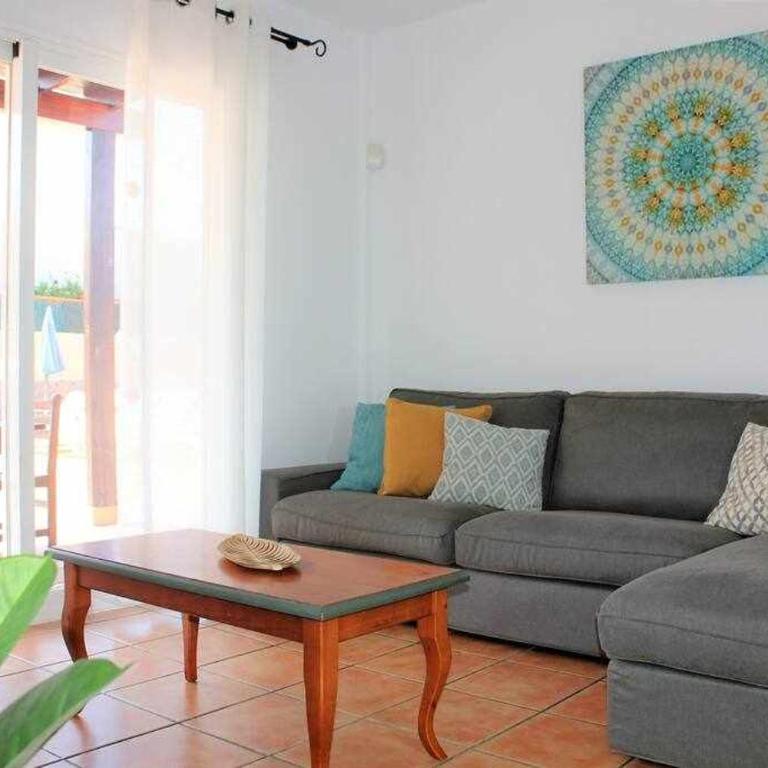 CASA MARTA duplex con piscina privada en Corralejo - Three-Bedroom Villa - 35