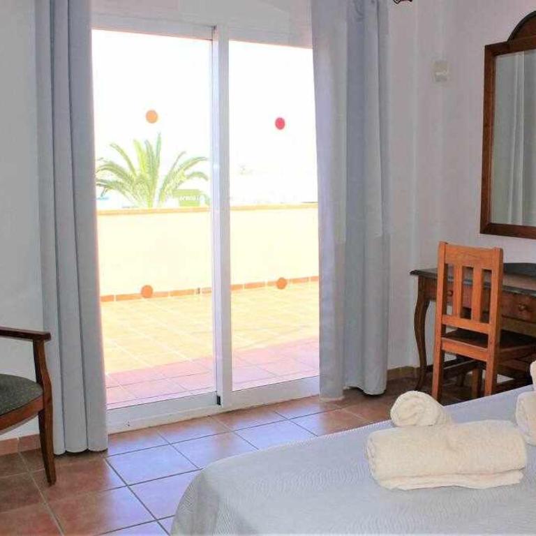 CASA MARTA duplex con piscina privada en Corralejo - Three-Bedroom Villa - 25