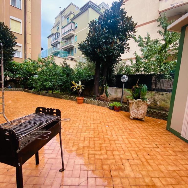 Large Garden - Two-Bedroom Apartment - 44