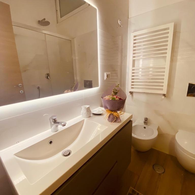 Large Garden - Two-Bedroom Apartment - 36