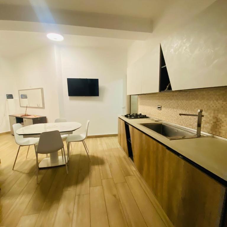 Large Garden - Two-Bedroom Apartment - 35