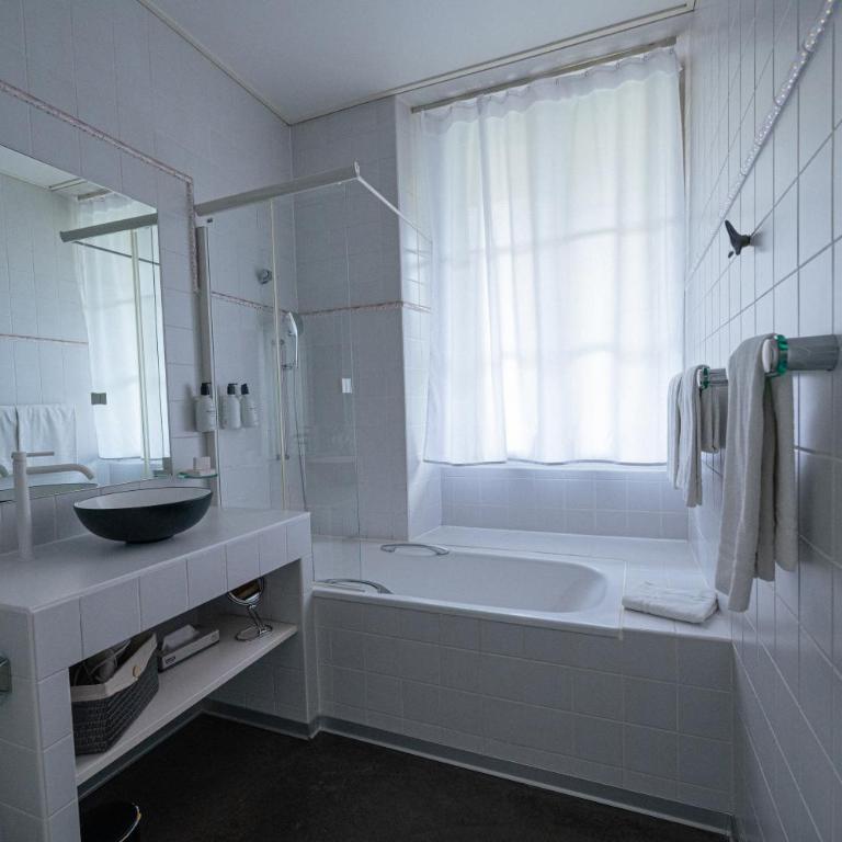 La Villa - Junior Suite mit Balkon, See- und Bergblick - 9