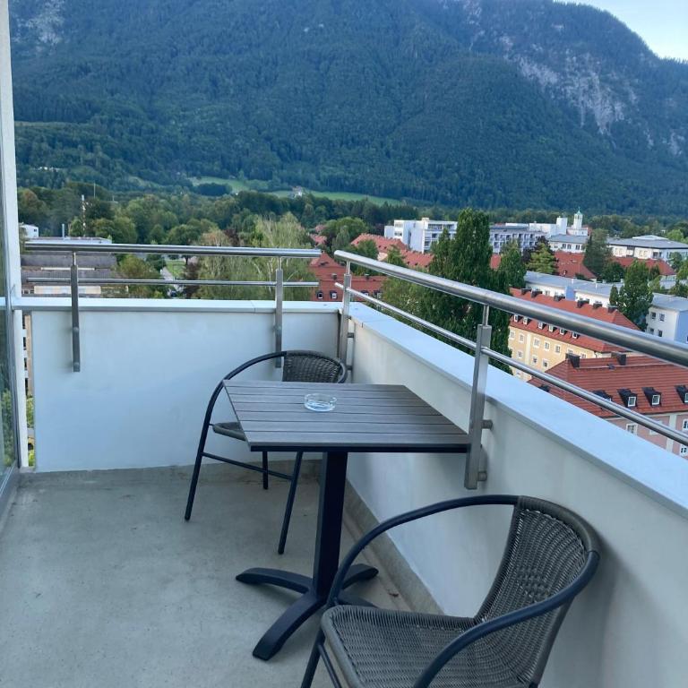 Ferienwohnung Alpen-/Stadtpanorama Bad Reichenhall - Apartment mit Balkon - 8