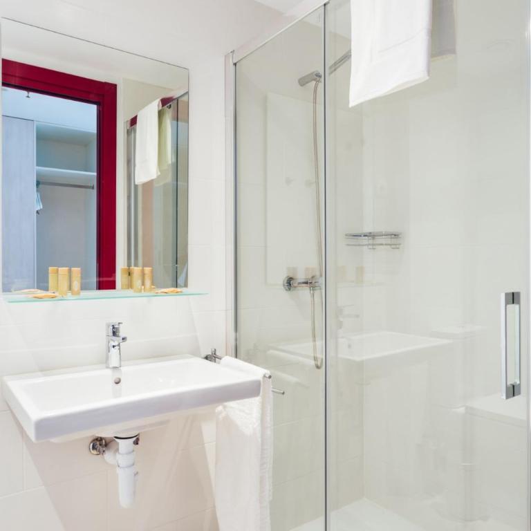 Soto House Pamplona - Deluxe Room - 12