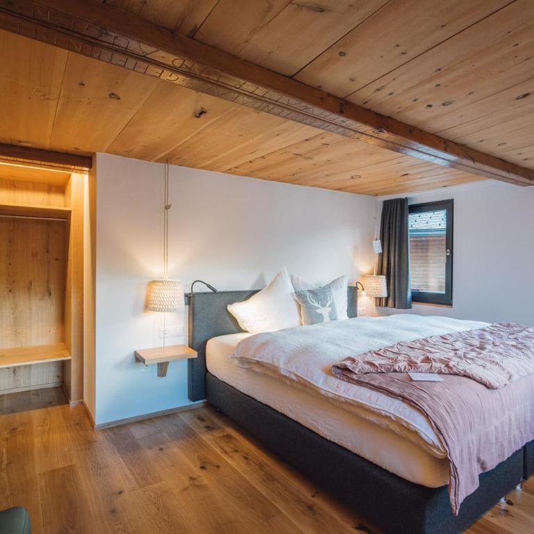 Hotel Walliserkanne - Suite mit 2 Schlafzimmern - 11