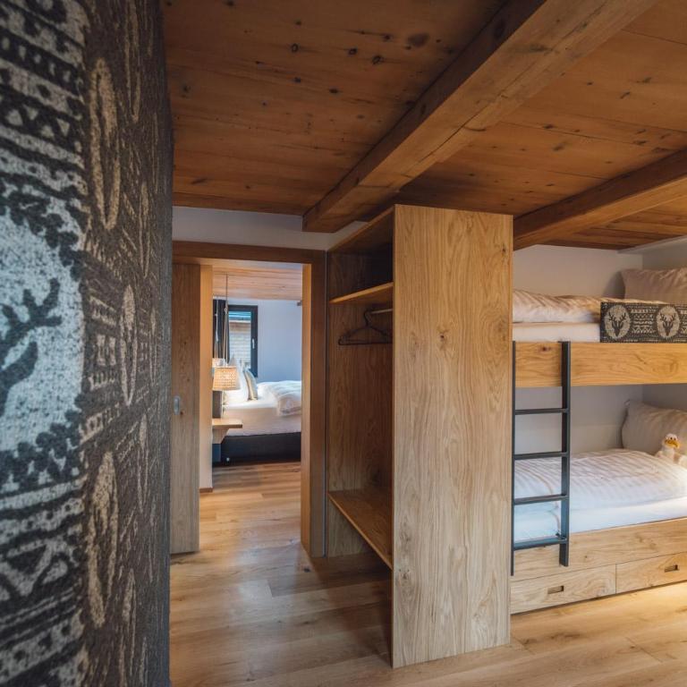 Hotel Walliserkanne - Suite mit 2 Schlafzimmern - 12