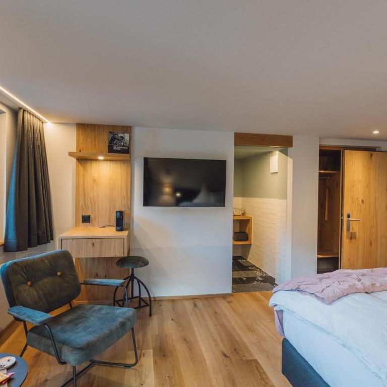 Hotel Walliserkanne - Doppel- oder Zweibettzimmer - 3